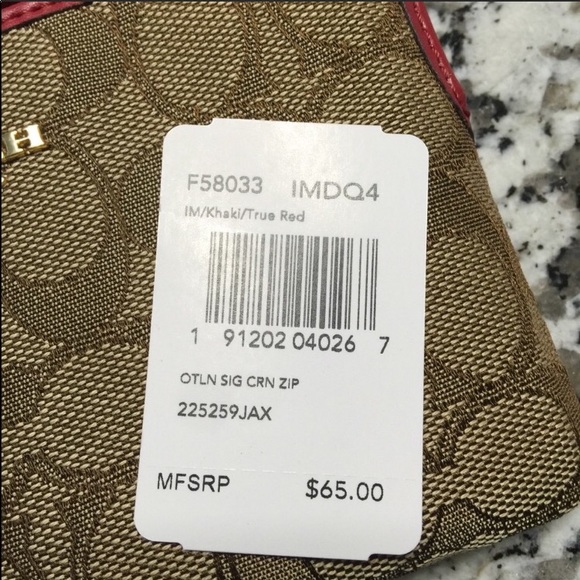 LAST ONE‼️Coach NEW wristlet, brown/ red classic - Picture 6 of 7